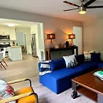 Perfect Vacation Home With Game Room Theater Hot Tub