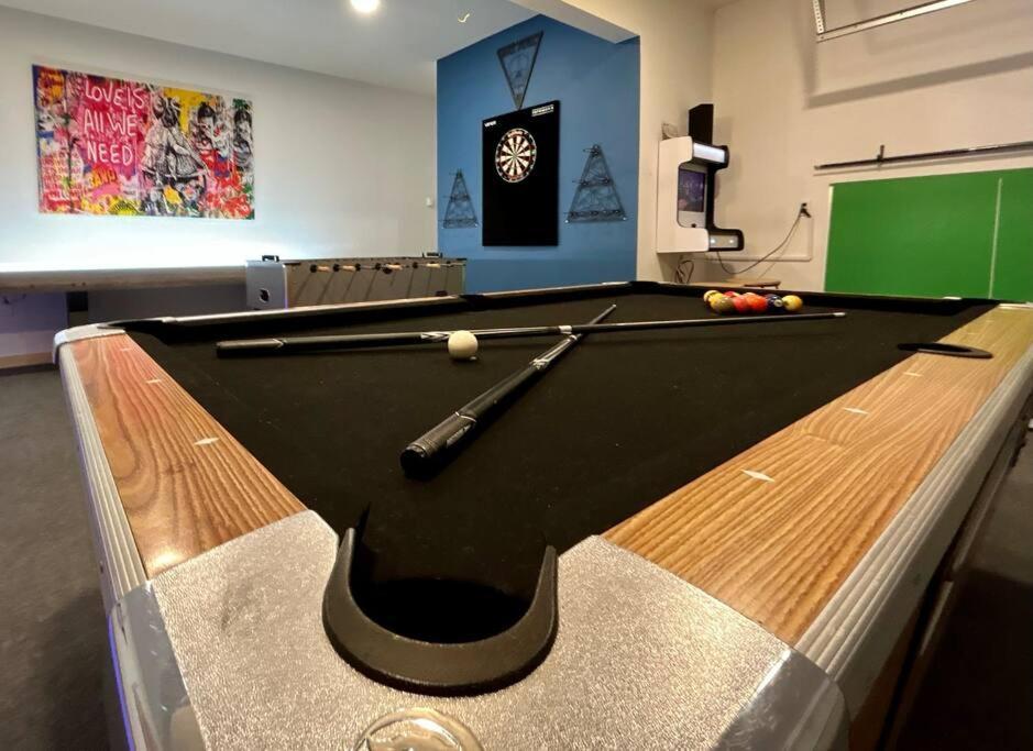 Perfect Vacation With Game Theater Hot Tub Holiday home Tobyhanna
